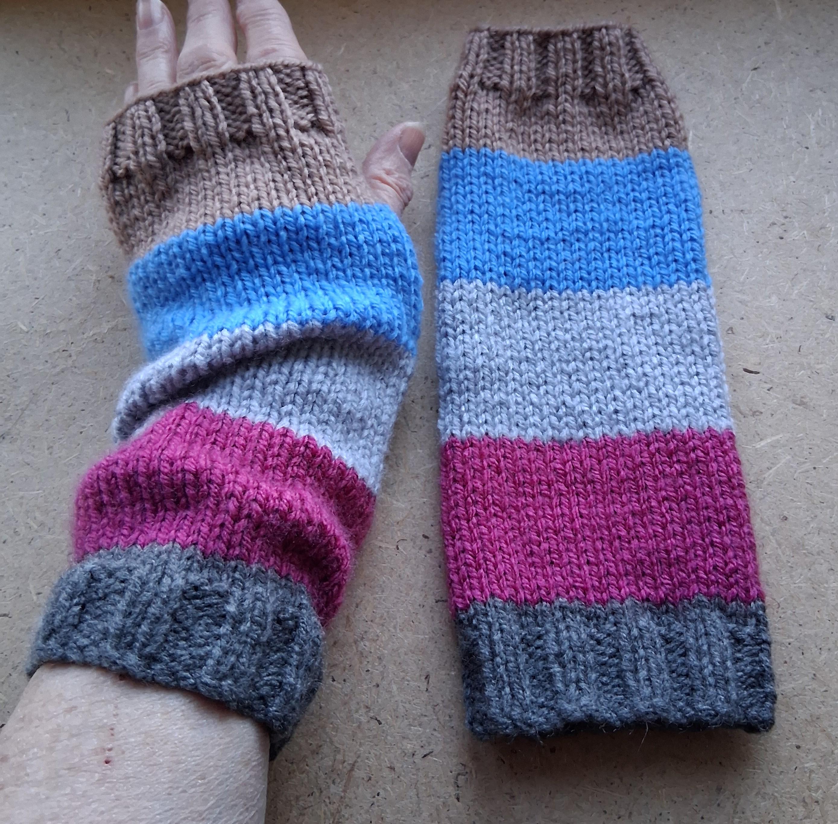 Hand Knitted Color Block Fingerless Gloves